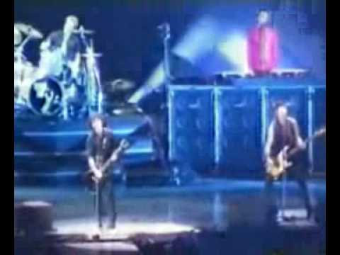 Green Day - We Are The Champions @ Melbourne