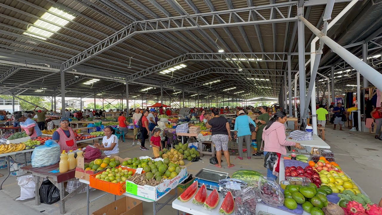 Checking out parika new market ￼