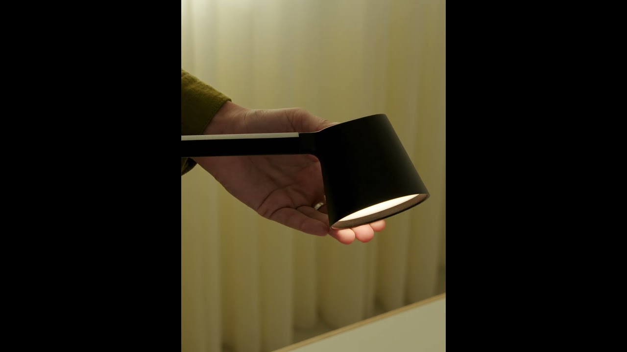 Muuto Tip Table Lamp