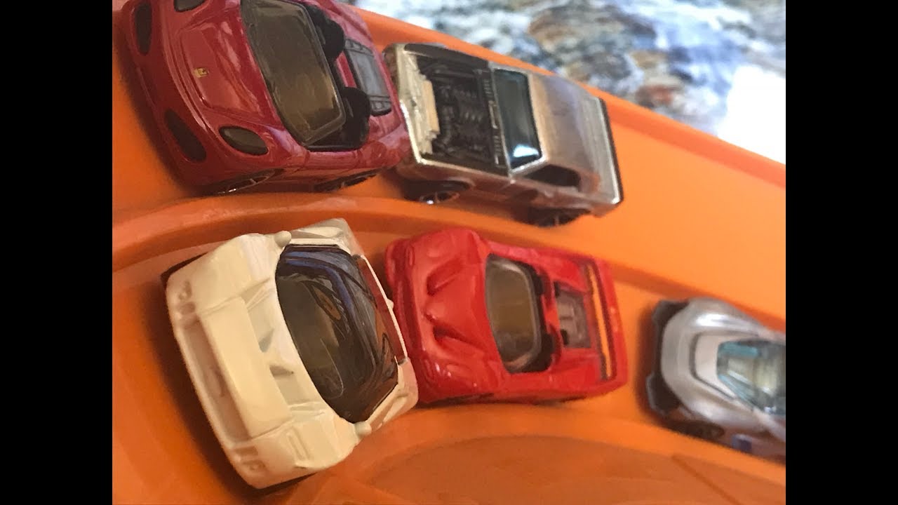 HOT WHEELS EXTREME 16 CAR TOURNAMENT | JonRacer3