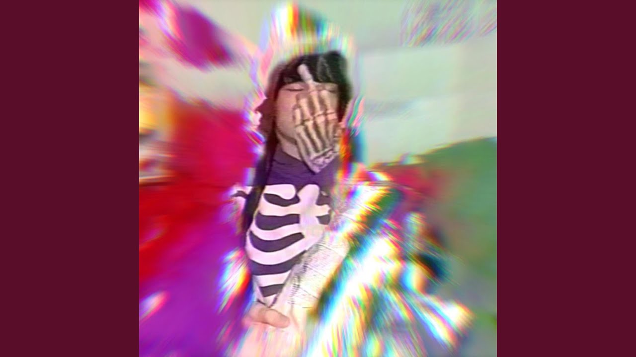 在 YouTube 上观看 BLEF (feat. neskuiq) 在 YouTube 上观看 BLEF (feat. neskuiq)