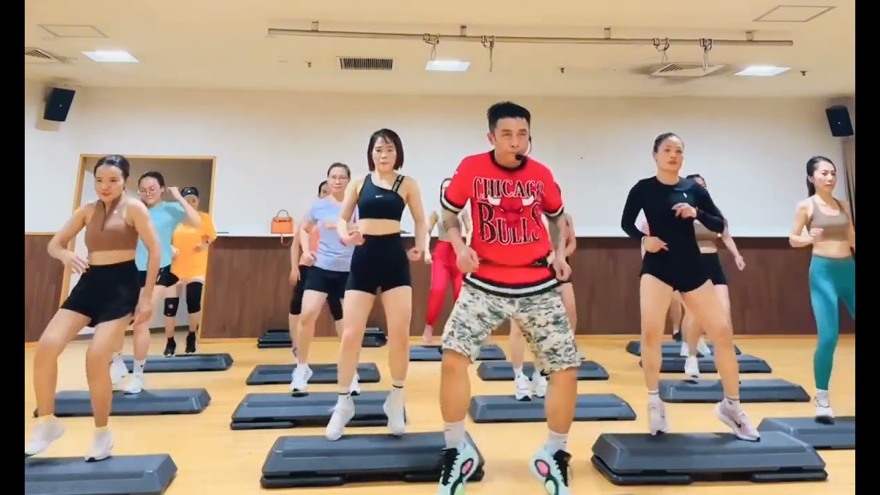 STEP DANCE - Oh Mama Tetema - Choreography Royal