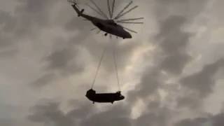 ми26(Russia)Чинук(America USA)army military Авганестане!Helicopter Mil Mi 26 picks up a The B
