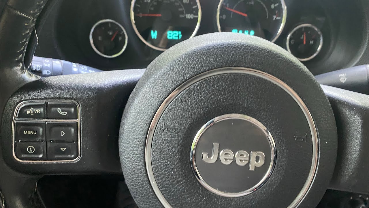 Check engine / DTC codes in Jeep Wrangler - YouTube