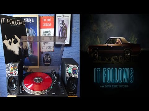It Follows (2014)