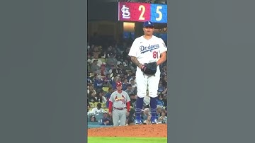 Victor Gonzalez Slow Motion Pitching Mechanics (1st Base Side View) #pitchingmechanics #baseball