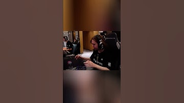 DONK ALMOST BREAKS HIS MOUSE WITH THIS RAGE