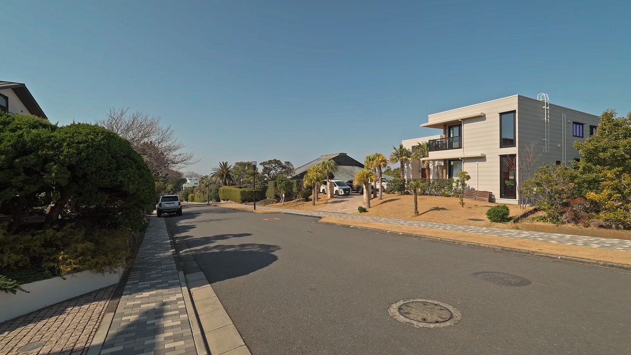 Winter Zushi walk - hills and the sea, Japan