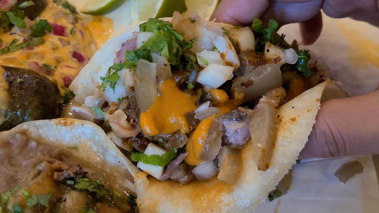 멕시코사람(처럼 생긴 놈)이 인정한 타코(?). 참고로 멕시코 안 가봄