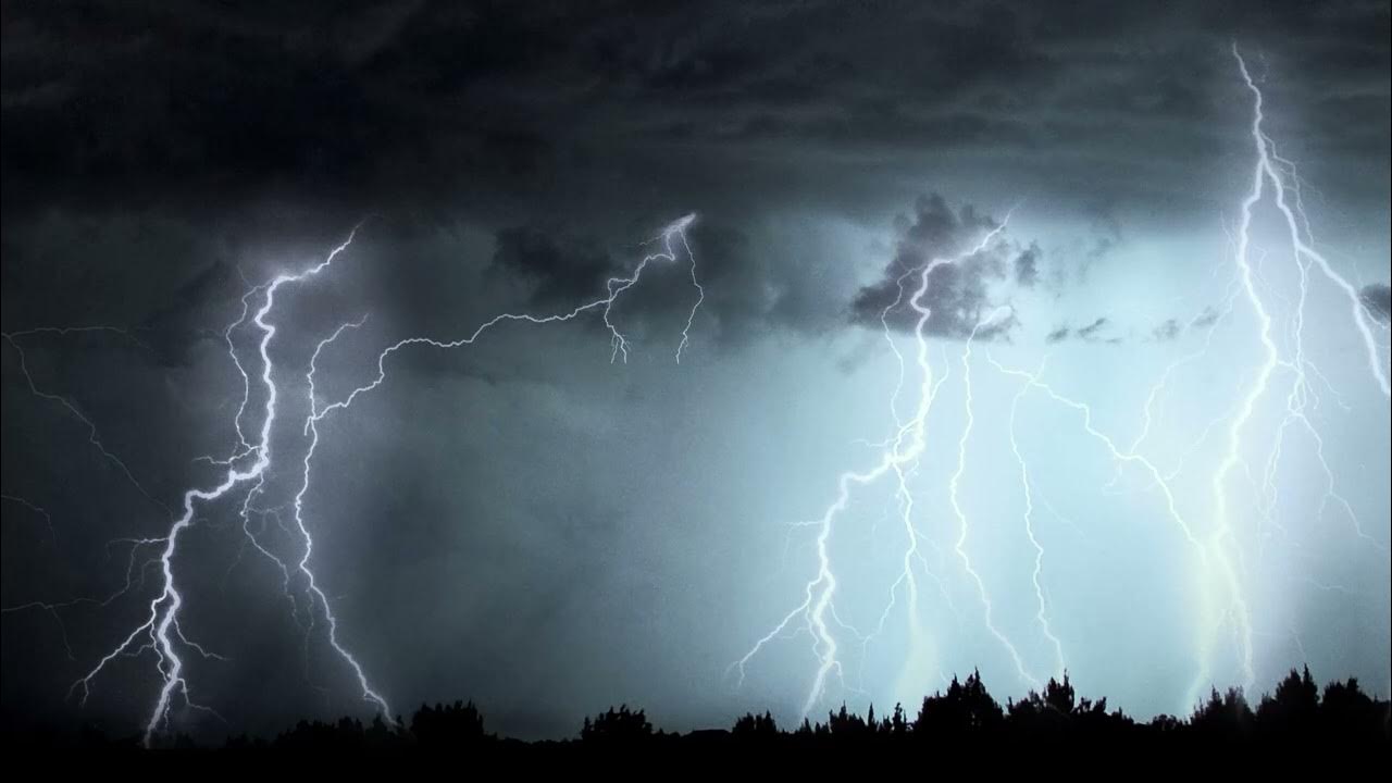Гроза картинки прикольные. Звук грозы. Lightning overlay. Нежные звуки грома. Молния пожар.