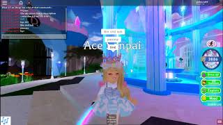 Royale high free vip server in description (Expired)