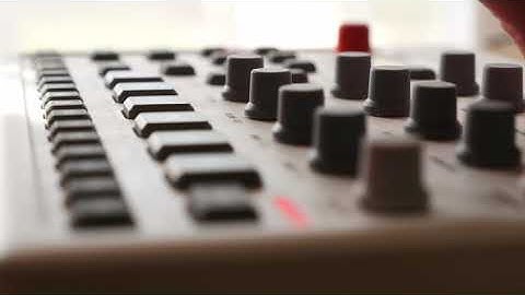 Change • Elektron Model:Samples • Ambient