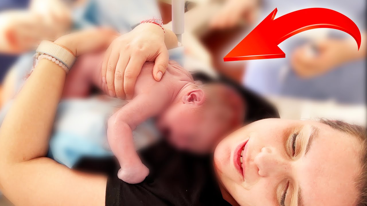 👶 Faceți Cunoștință cu ARIANA ❗️ Ea este în sfârșit aici 🏥 MAMA  a NĂSCUT 🤰