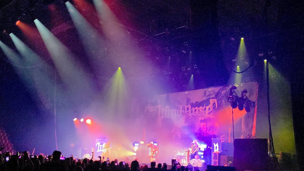 Wind Rose - Diggy Diggy Hole live at Hovet, Stockholm, Sweden. 21/2/26