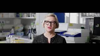Associate Professor Leah Cosgrove - Finalist of the 2017 STEM Professional award