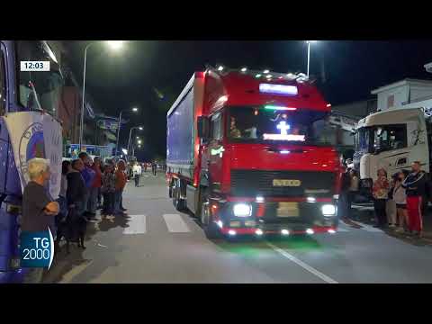 Video In Italia scende il prezzo di benzina e diesel. Proteste in Calabria
