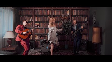 Thumbnail of Nah Neh Nah cover by The Kruasans and Diana Pashko