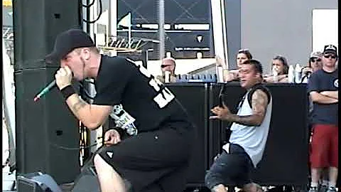 HATEBREED - 2002.08.10 TINLEY PARK, IL, TWEETER CENTER (On Stage)