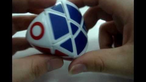 lightake:QJ Domestic Pyramid-Shaped Magic Cube White