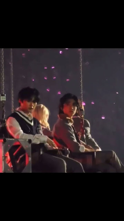 Lee know fighting his height fear #leeknow#skz#straykids#skz#stay#minsung#kpop#jyp