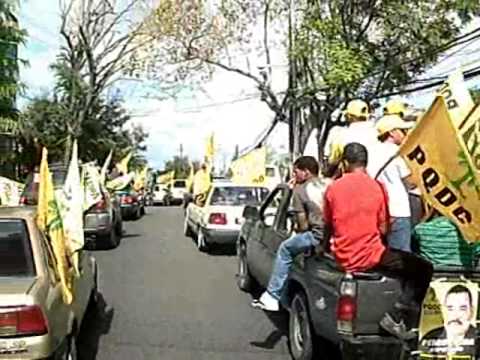 Elias Wessin Chavez y Pedro Cosma encabezan caravana por los barrios de la Circ. #3 (DN)