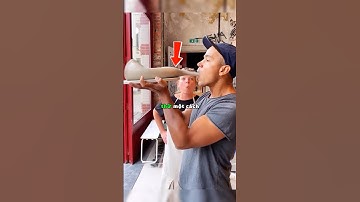 Anh chàng này không bỏ cuộc khi chiếc bình liên tục vỡ 😂