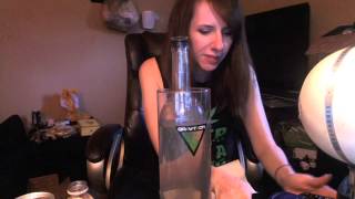 Linda reviews the GravLabs Gravitron gravity bong