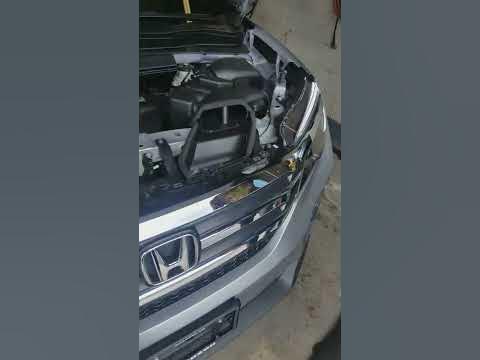 How to quickly get to a battery on a 2018 Honda Pilot - YouTube
