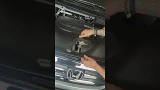 How to quickly get to a battery on a 2018 Honda Pilot