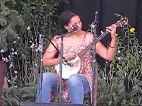 Carolina Chocolate Drops - Cornbread and Butter Be...