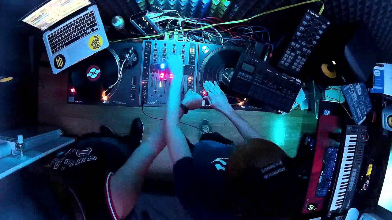 The YellowHeads  Studio Live Mix (week 009)