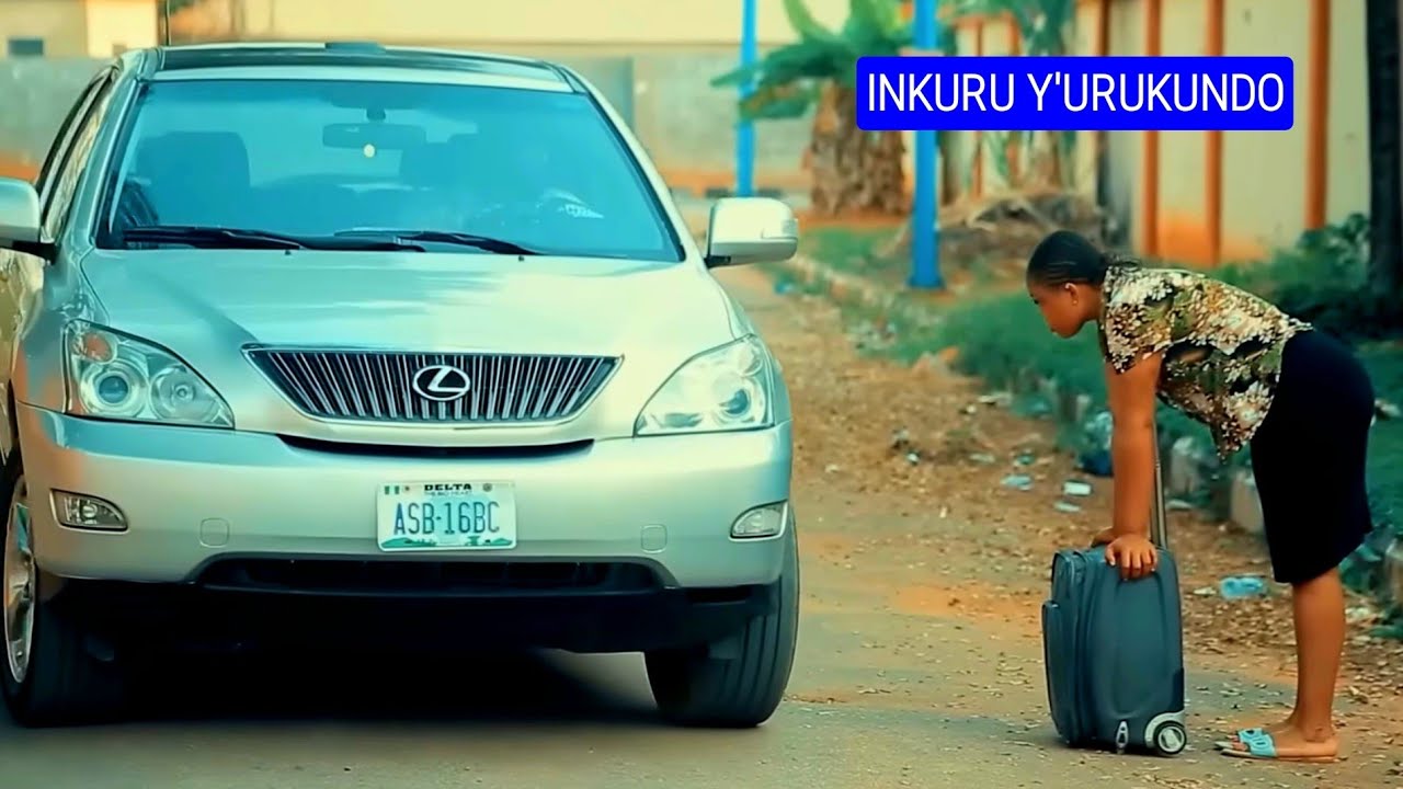 Umukobwa mwiza yihinduye umusabirizi kubera umusore w'umuhanzi yakunze byo gusara.reba uko byagenze