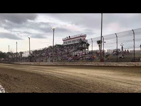 The Super Dirt Car Series wide open at Volusia Speedway Park. #dirttrackracing