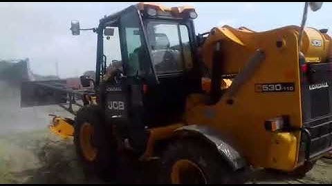 Aggregate unloading process without manpower