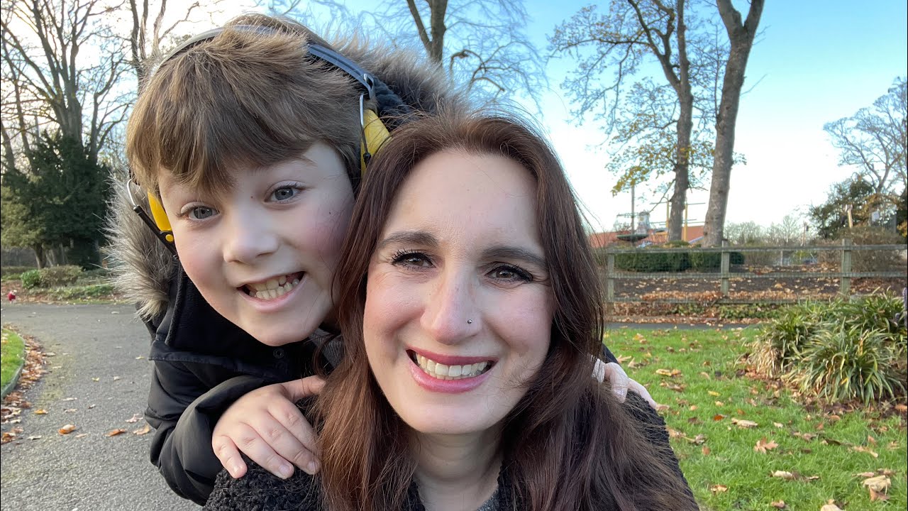 DAILY VLOG #5 | SLOW LIVING | HOMEMAKING | AUTISM MUM | feeding ducks & tidying toys