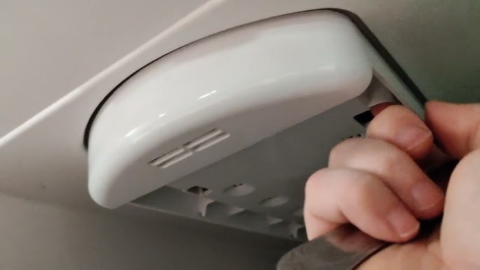 How to Replace A Fridge Light Bulb