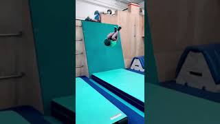 Sick wall side flip at parkour gym