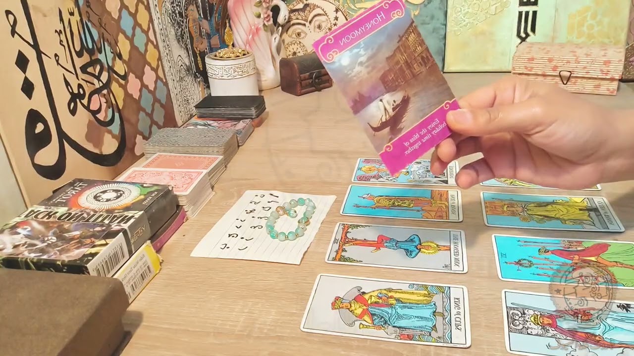 شايفك اعند منه😏وجبت راسه الارض👇🏻 مع ذلك يحبك يموت بيك🥺❤️بس النية شكل والخطوات شكل🤦🏻‍♀️🫤#تاروت_الحبيب