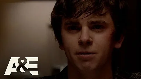 Bates Motel: Norman Tells Norma He Killed Ms. Wats...