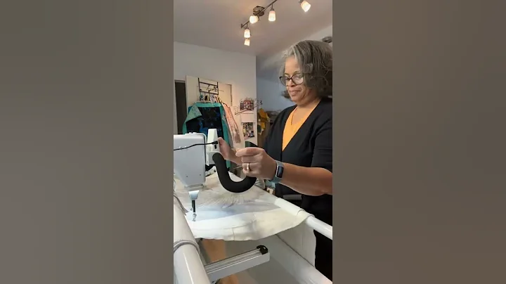Enjoying my new Handi Quilter Simply Sixteen!