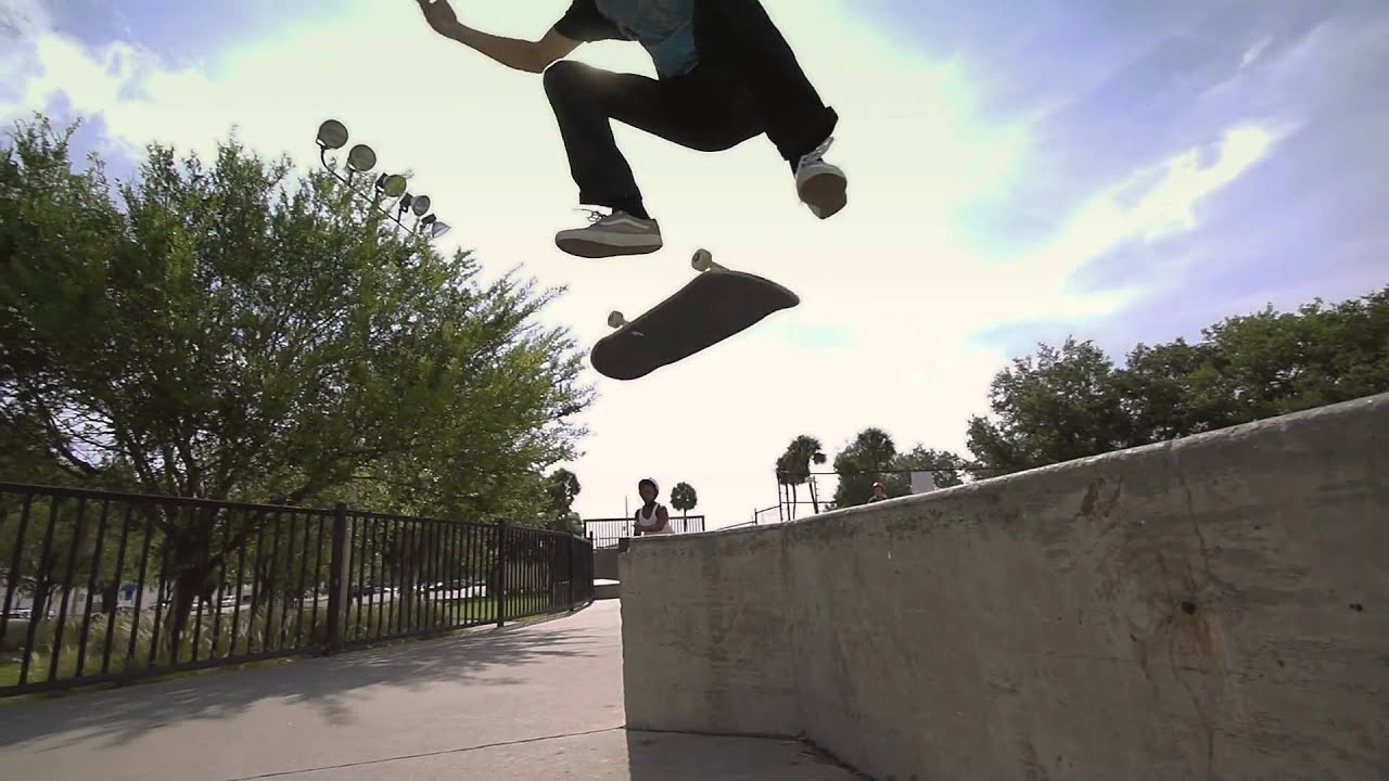 Des cascades de «skateboard» au ralenti - YouTube
