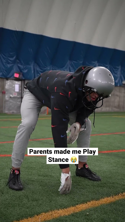 THIS WHAT YOUR D-LINE STANCE SAYS ABOUT YOU 🏈😭 #collegefootball #americanfootball #dline