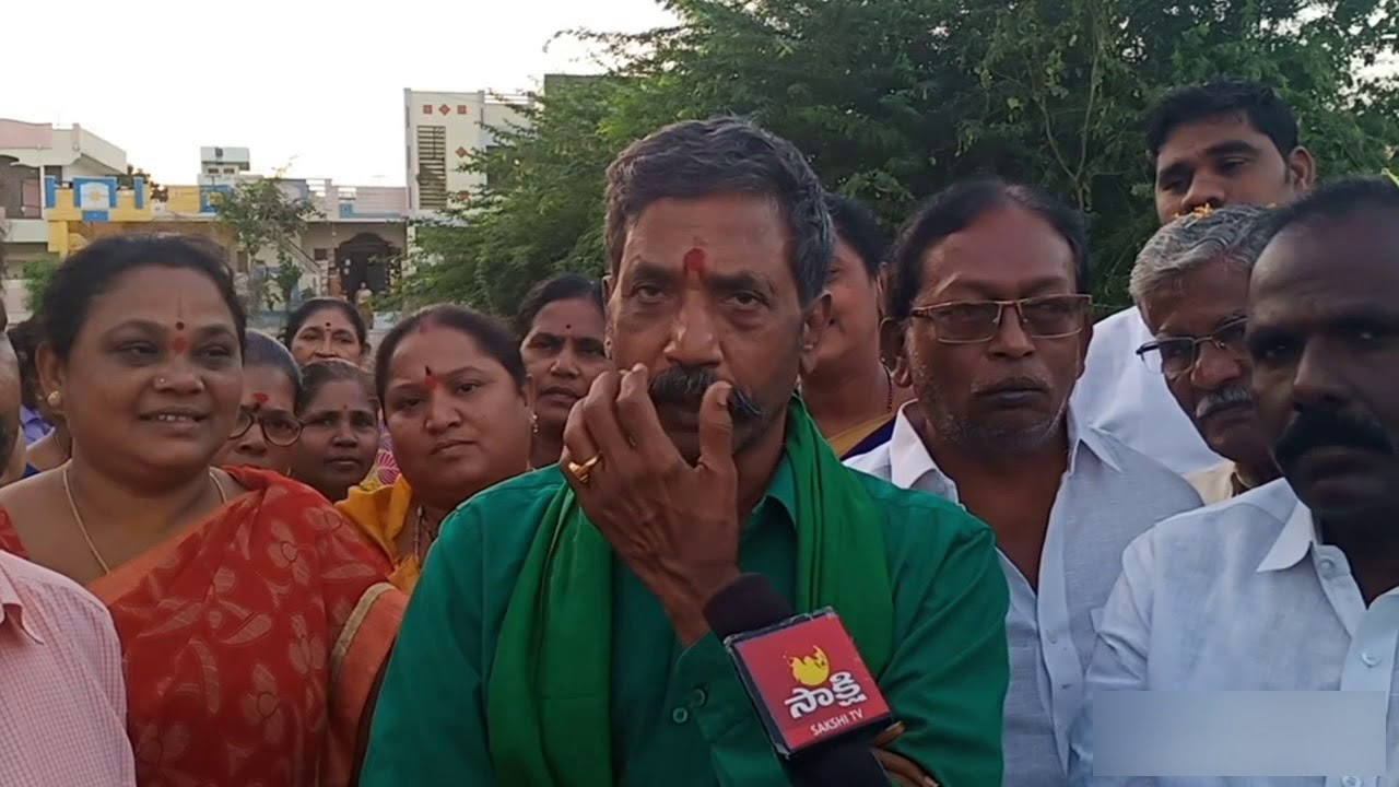 Panyam YSRCP MLA Katasani Rambhupal Reddy visits wards in constituency