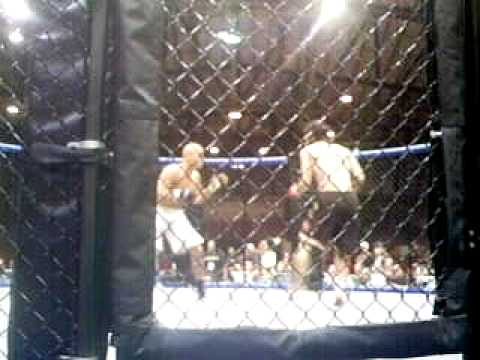 Dustin Poirier Photo 22