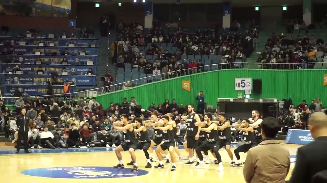 [20180226]Basketball Team New Zealand Haka YouTube