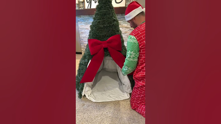 Dad creates magic place for daughter ... #christmas #ChristmasMagic