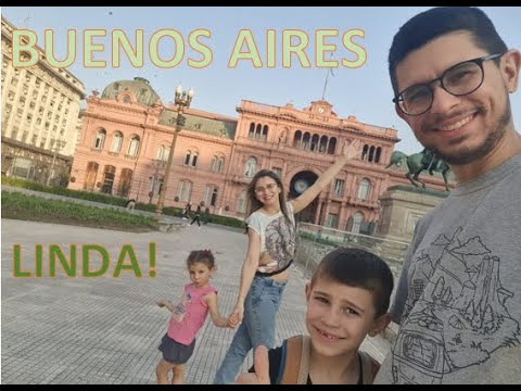 Entramos pelos fundos