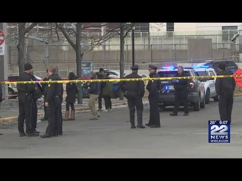 Woman, 2 kids dead after being found on sidewalk near Boston garage