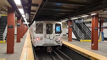 MTA NYCT Subway: Not In Service Pullman Standard R46 (C) Train bypassing Tremont Avenue