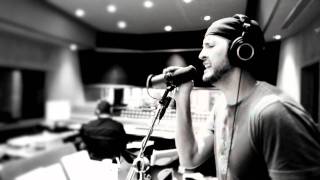 Shake The Sand - Luke Bryan